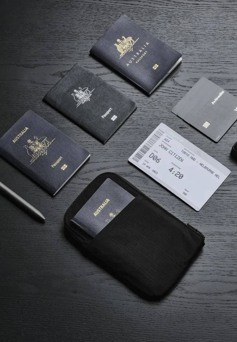 Alpaka Zip Travel Wallet