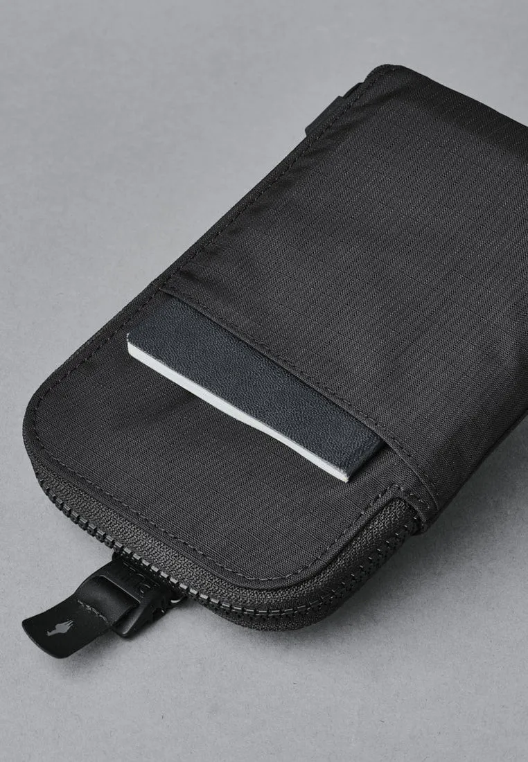 Alpaka Zip Travel Wallet