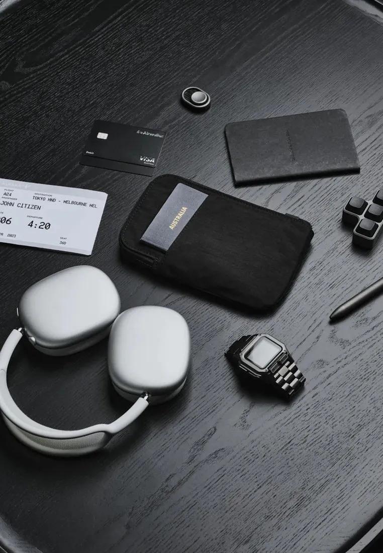 Alpaka Zip Travel Wallet