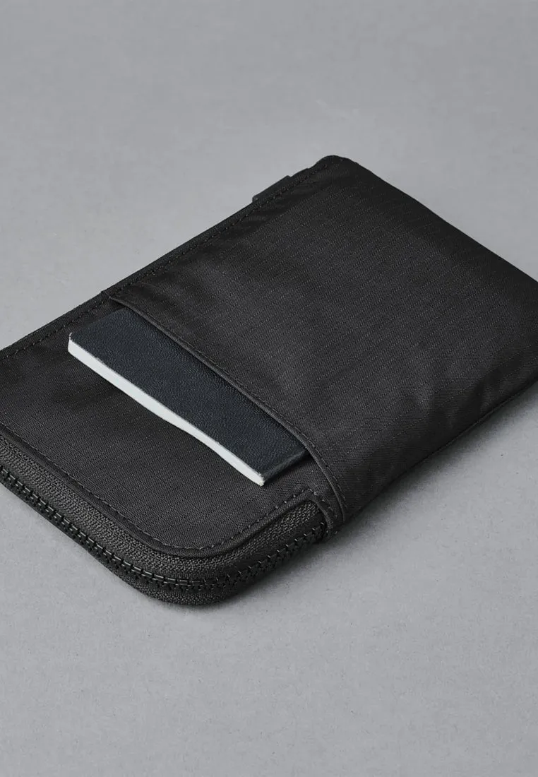 Alpaka Zip Travel Wallet