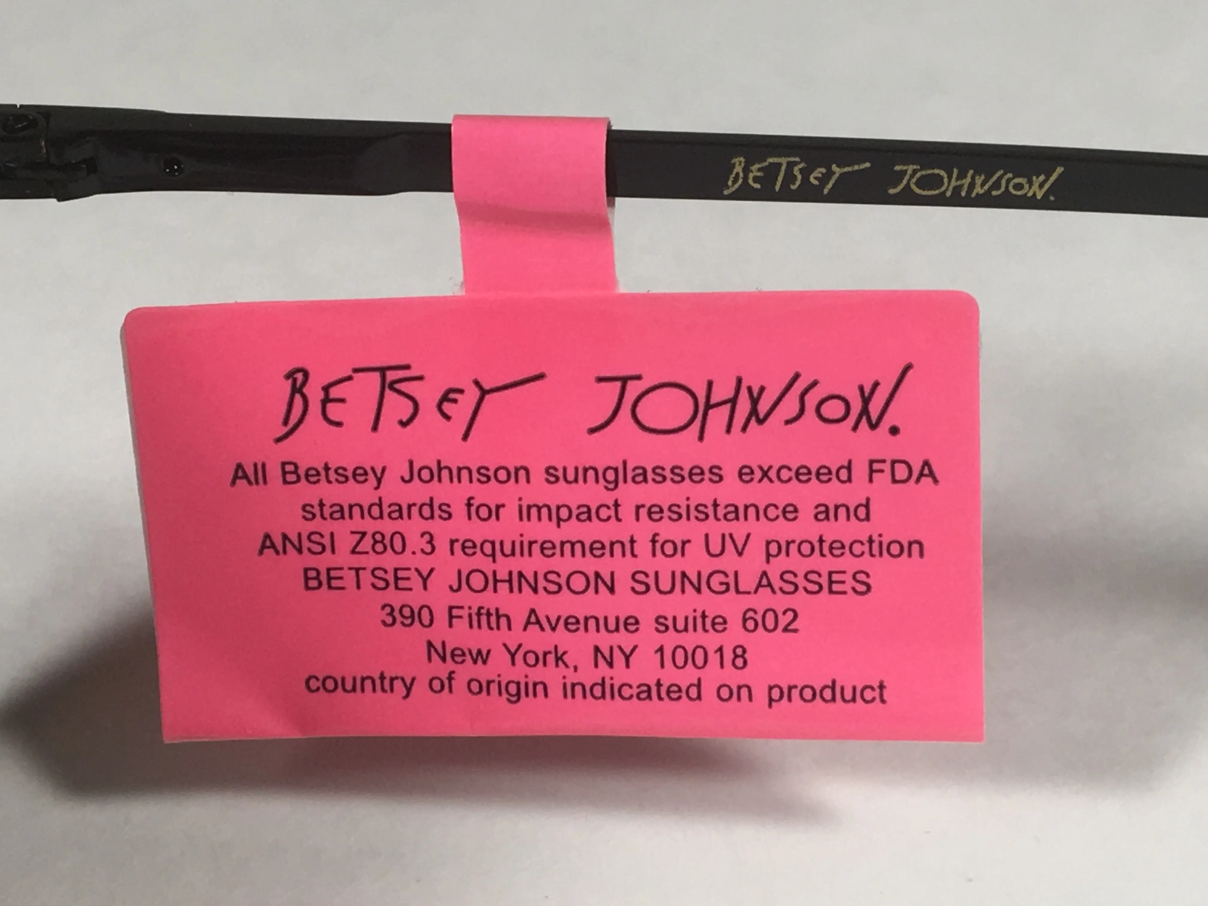 Betsey Johnson BJ462122 Aviator Sunglasses Black Metal Silver Mirror Lens White Feet