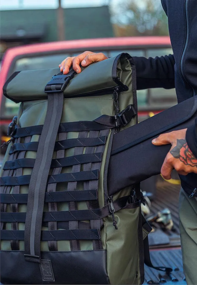 Chrome Industries Barrage Freight Backpack Navy Tritone