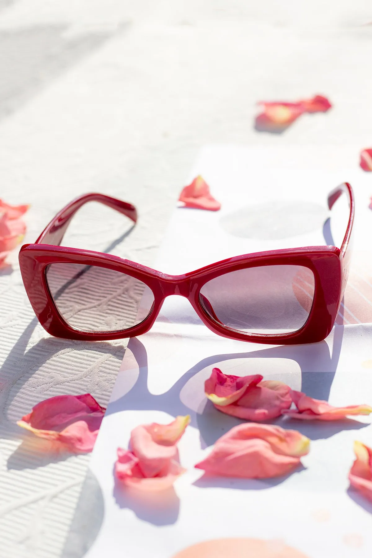 Chunky Triangle Cat Eye Sunglasses