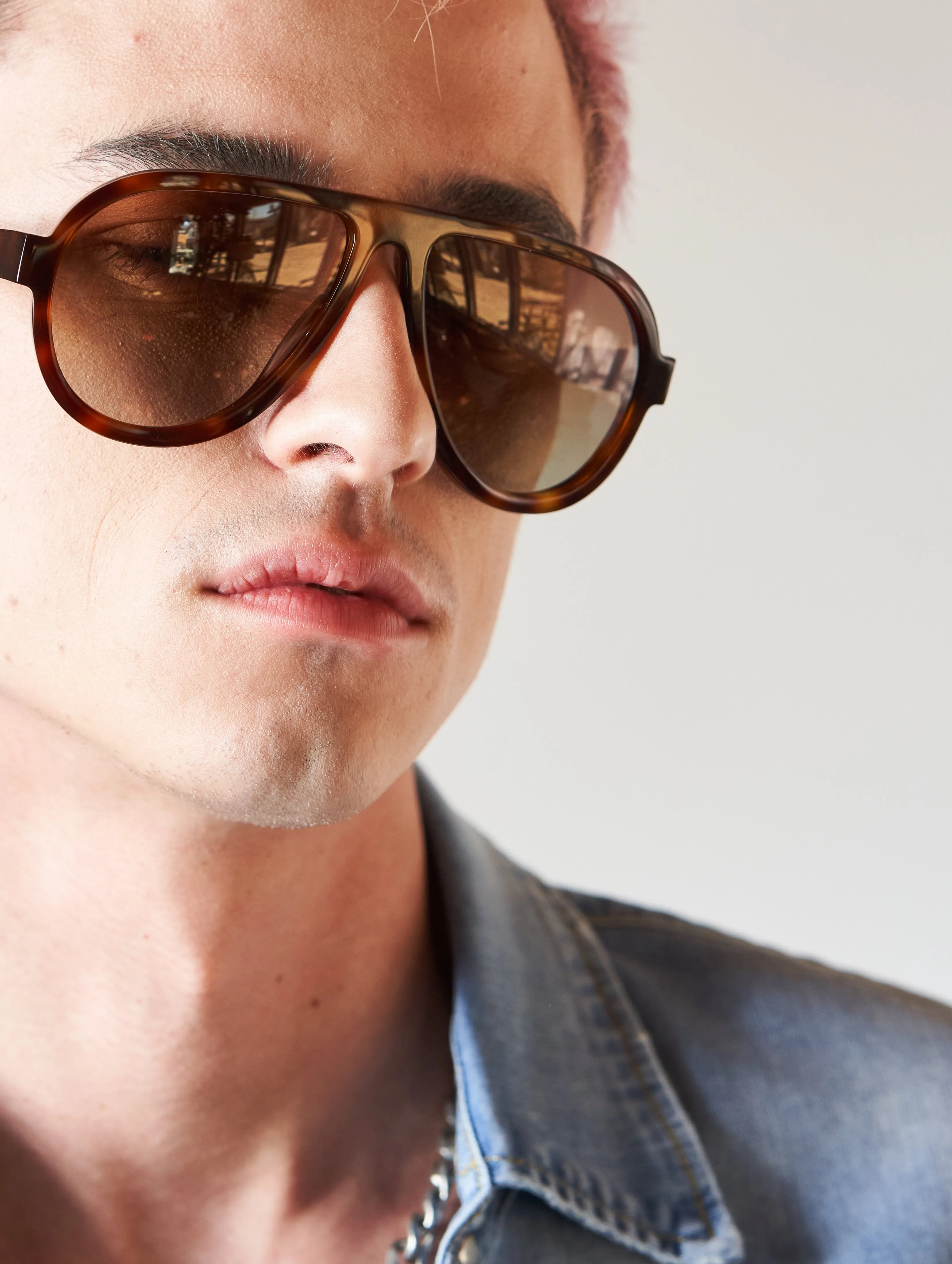 FREDDIE CLASSIC AVIATOR SUNGLASSES IN HAVANA-BROWN