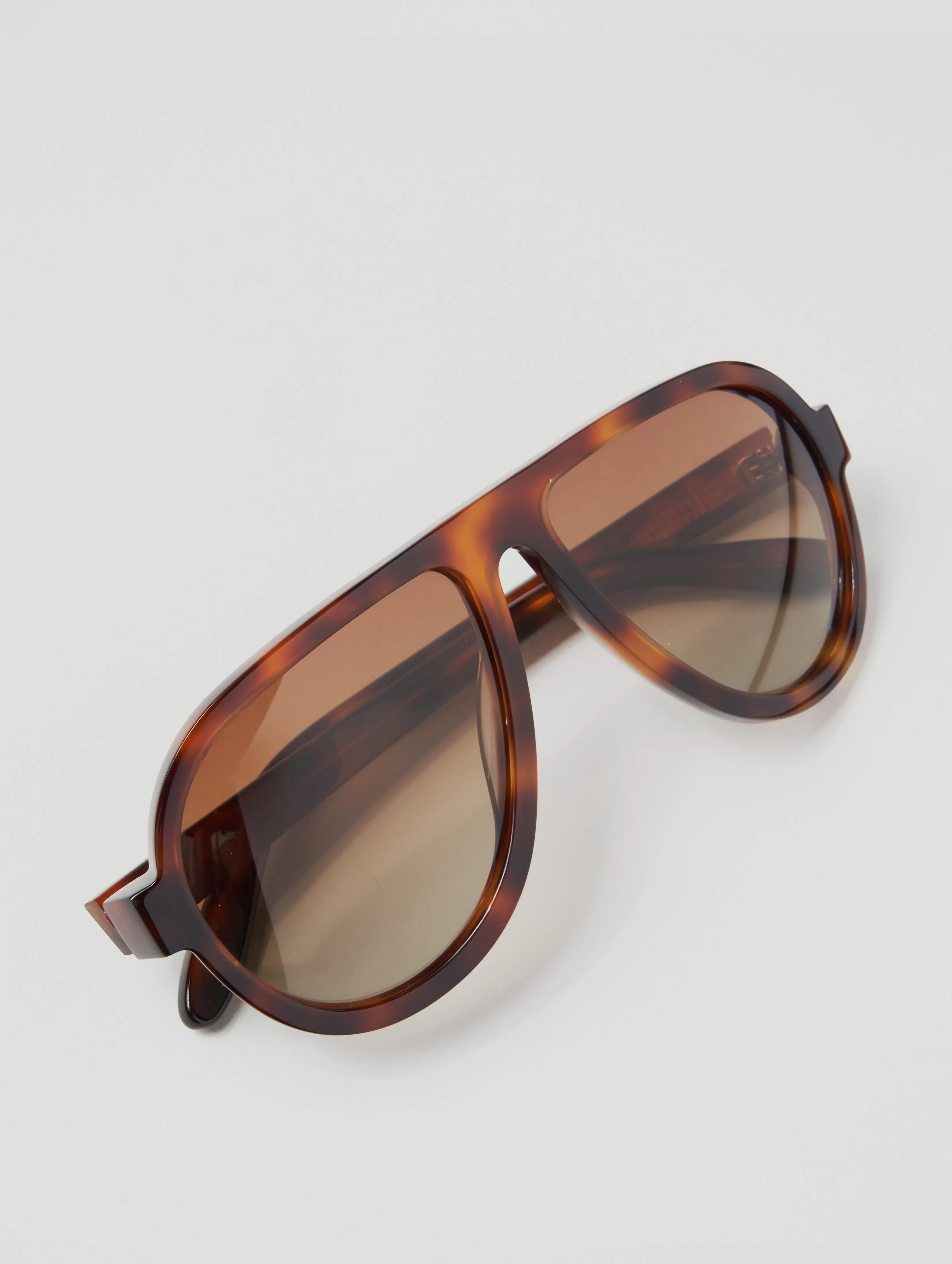 FREDDIE CLASSIC AVIATOR SUNGLASSES IN HAVANA-BROWN
