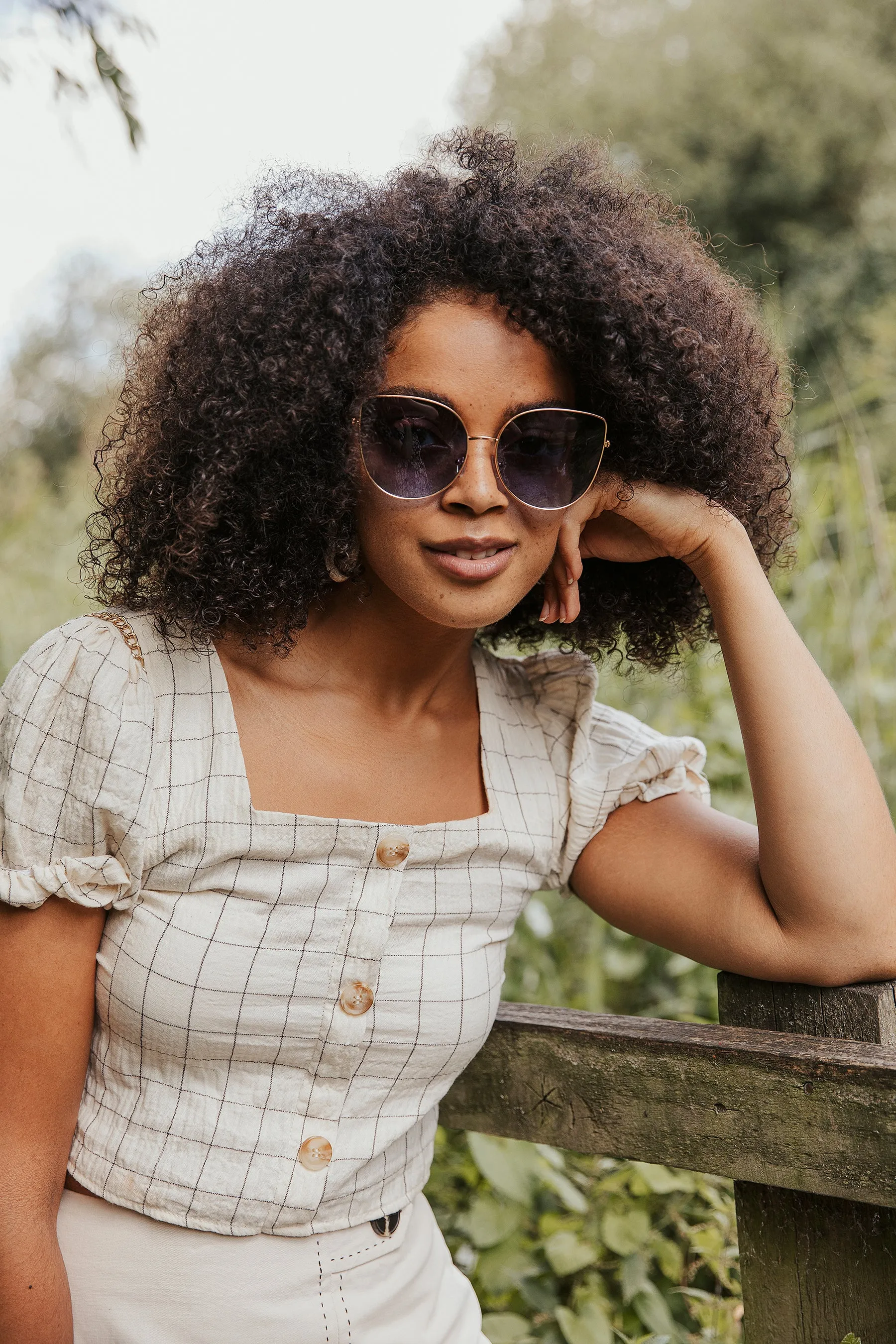 Gradient Tint Butterfly Wire Frame Cat Eye Sunglasses