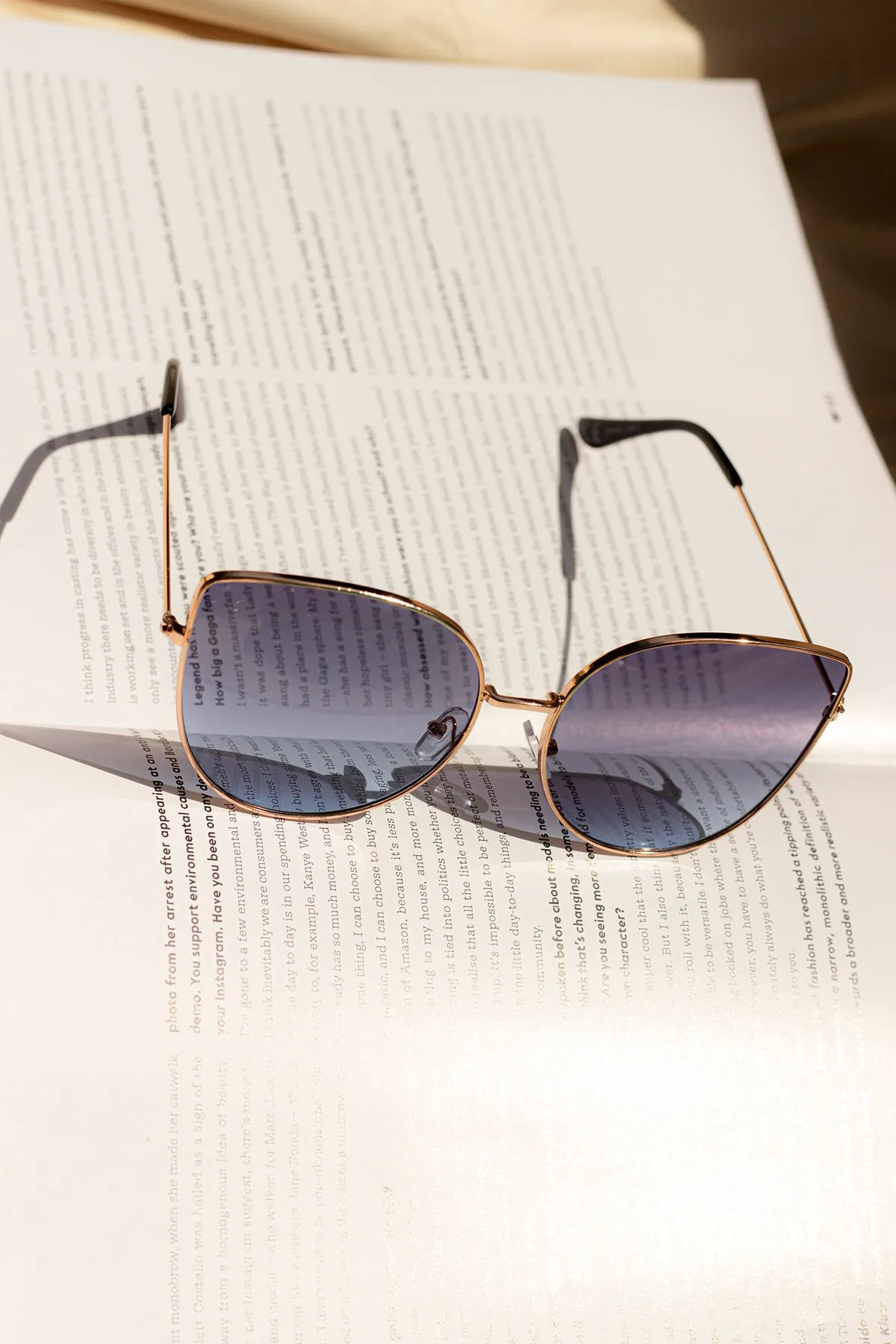 Gradient Tint Butterfly Wire Frame Cat Eye Sunglasses