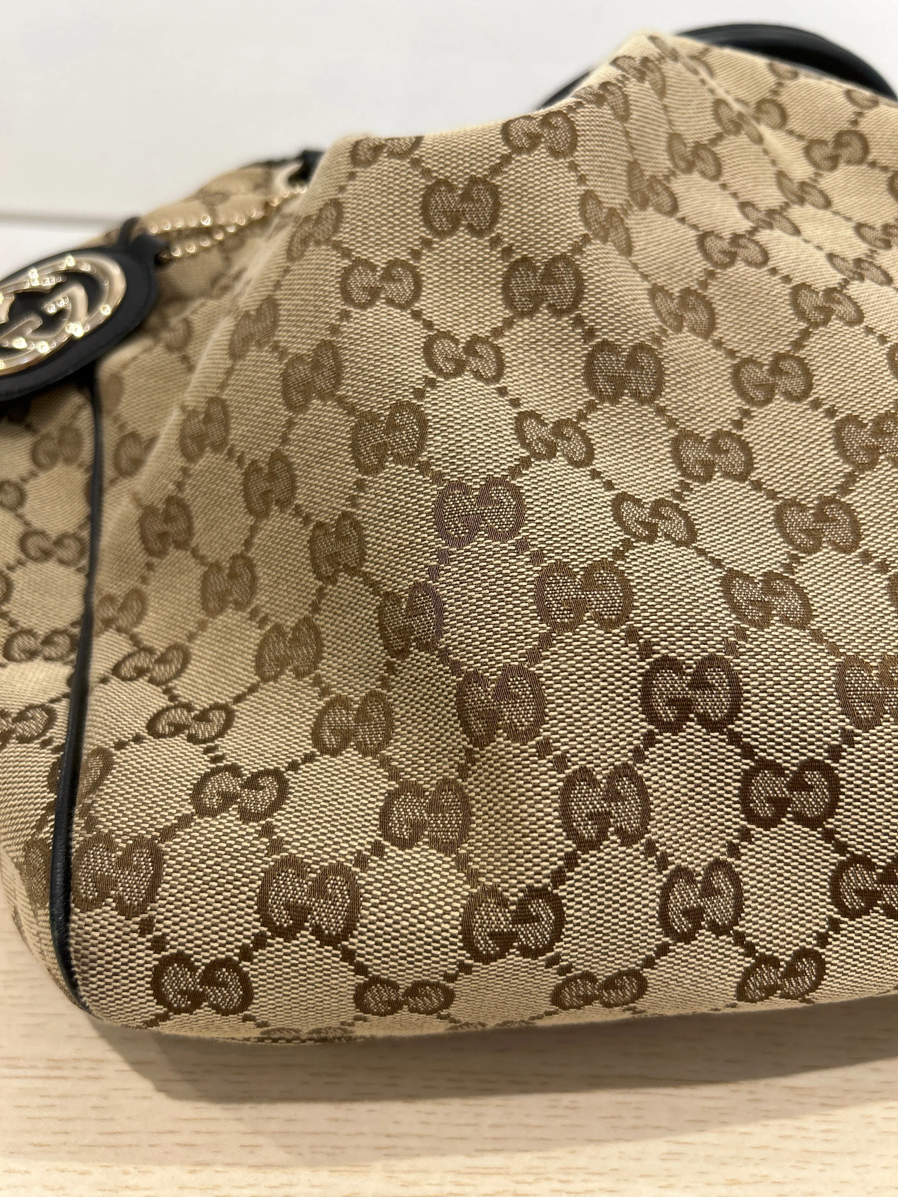 Gucci Bag, GG Canvas Large Sukey Tote