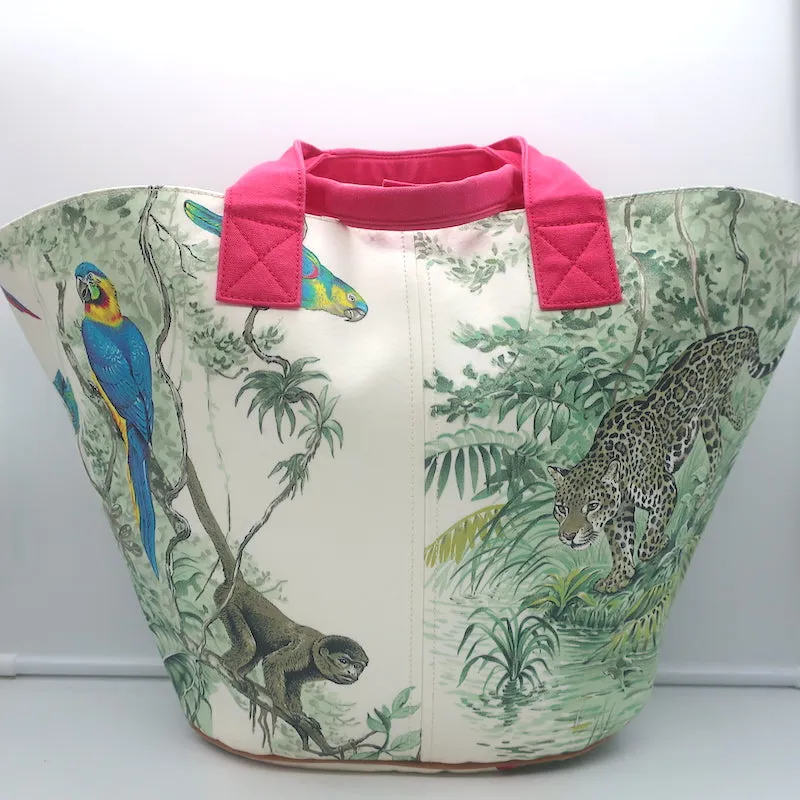 Hermes Equateur PM Beach Bag Pink/Multicolor Printed Canvas Reversible Tote