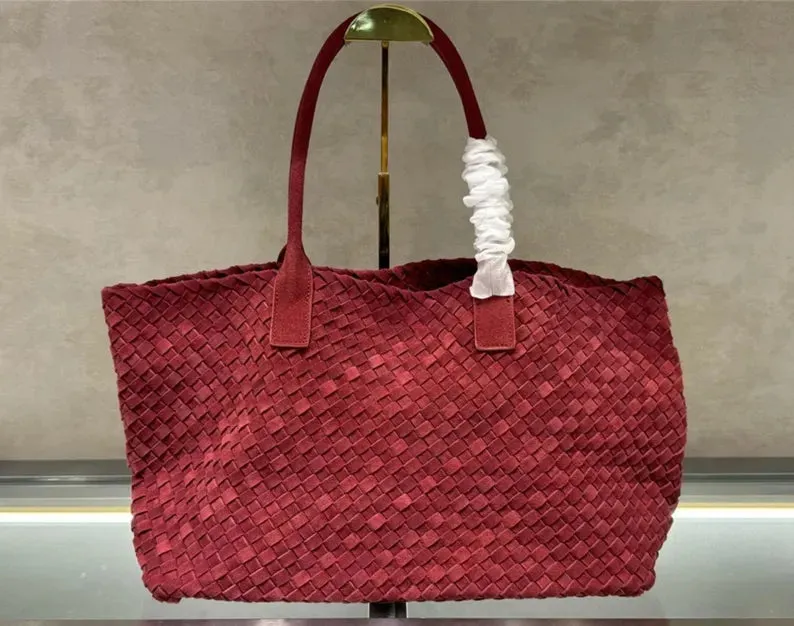 Large shopping woven suede bag