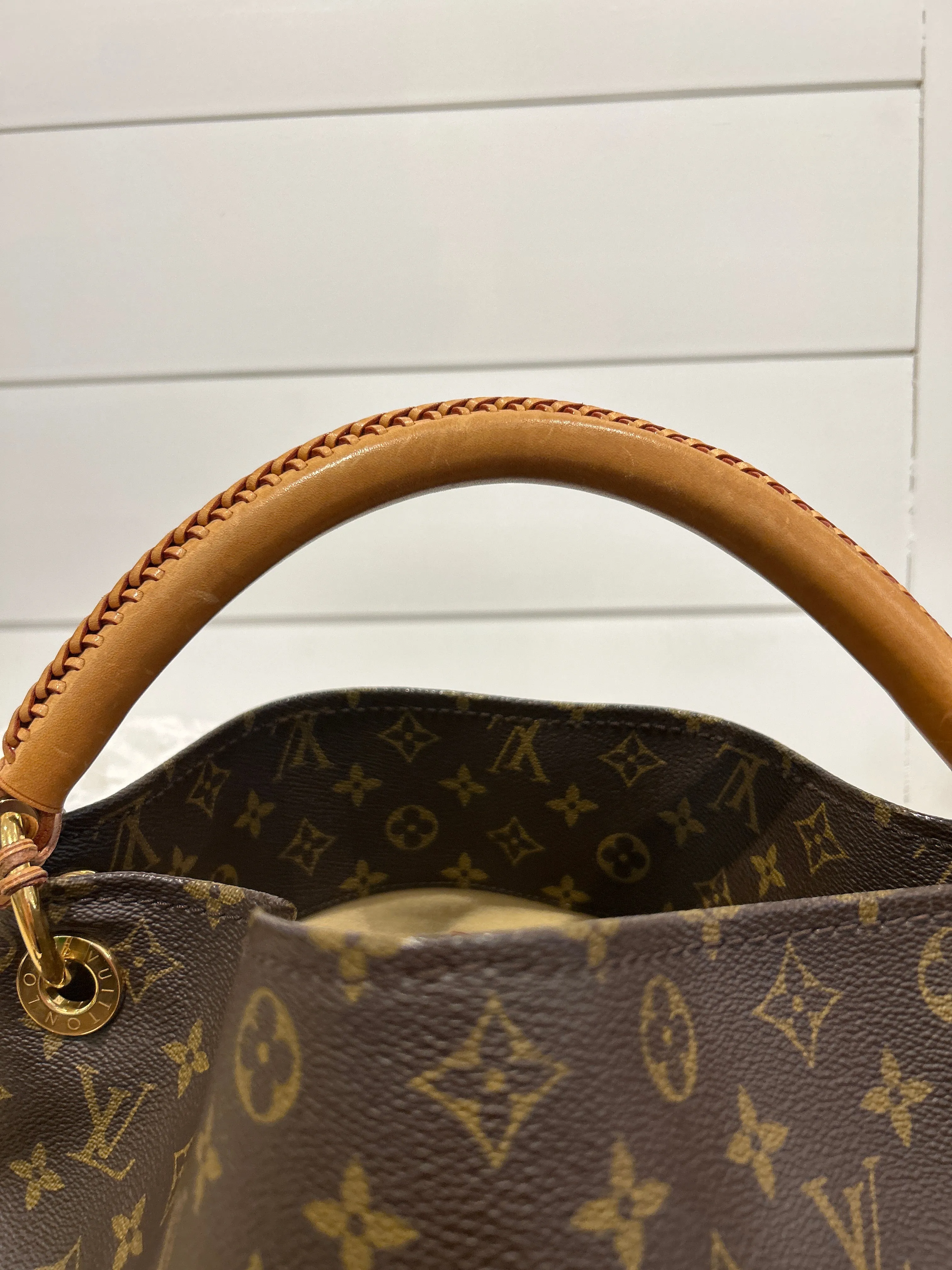 Louis Vuitton Bag, Monogram Canvas Artsy MM