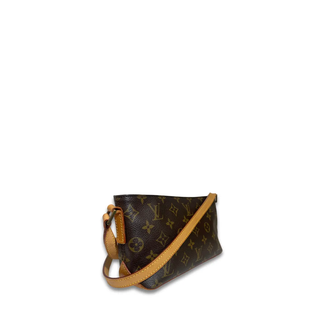 Louis Vuitton Monogram Trotteur