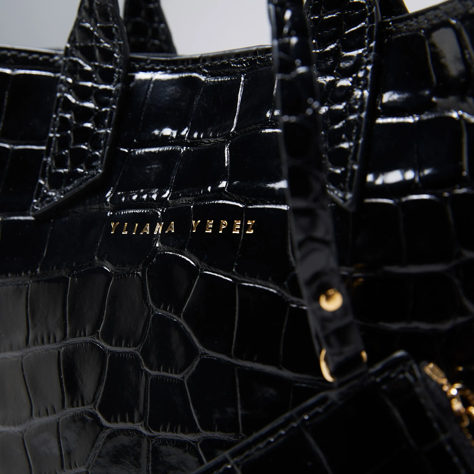 Mini Sarah croc black