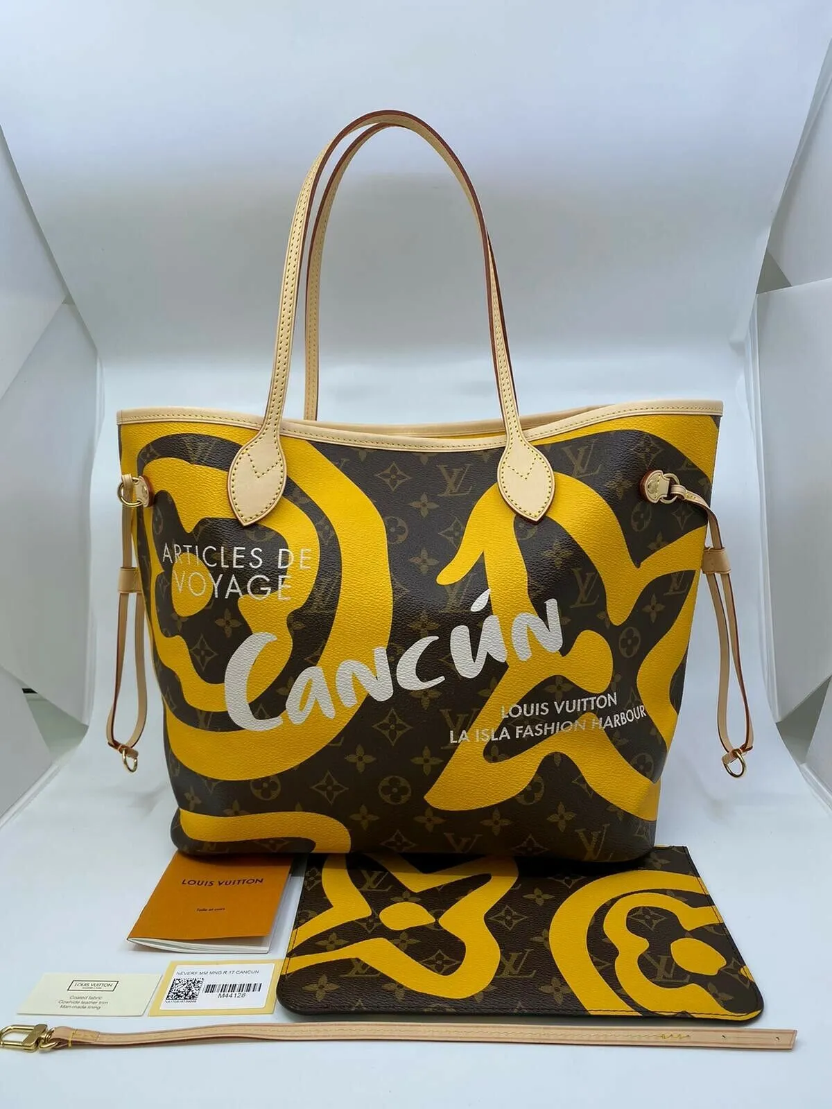 Neverfull MM Tahitienne Cancun with Pochette