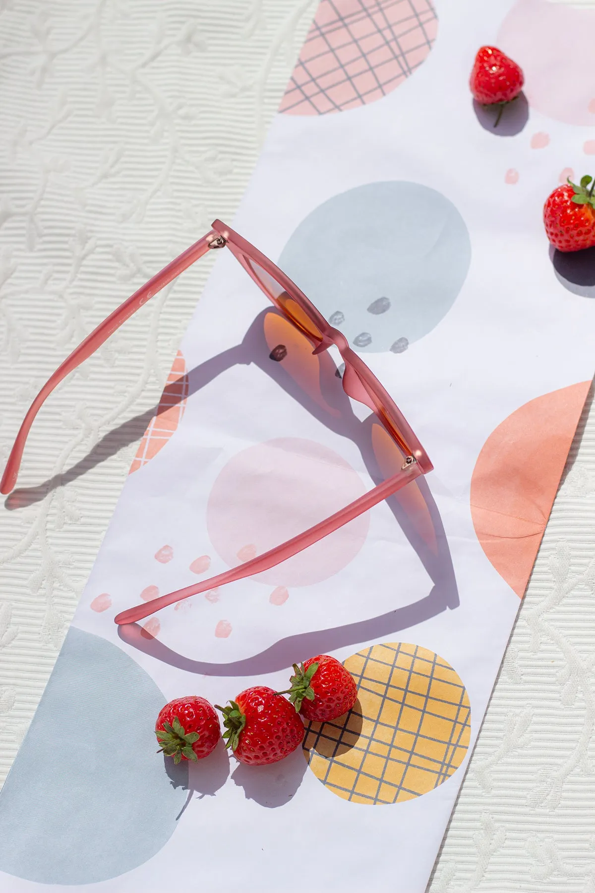 Oval Cat Eye Top Frame Sunglasses