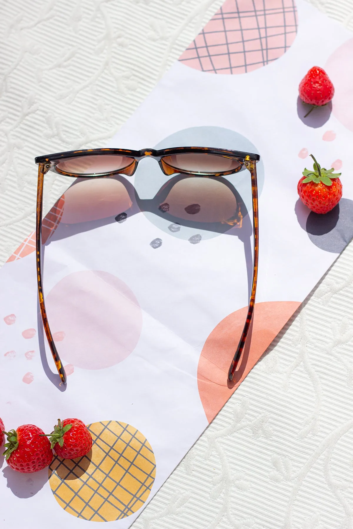 Oval Cat Eye Top Frame Sunglasses