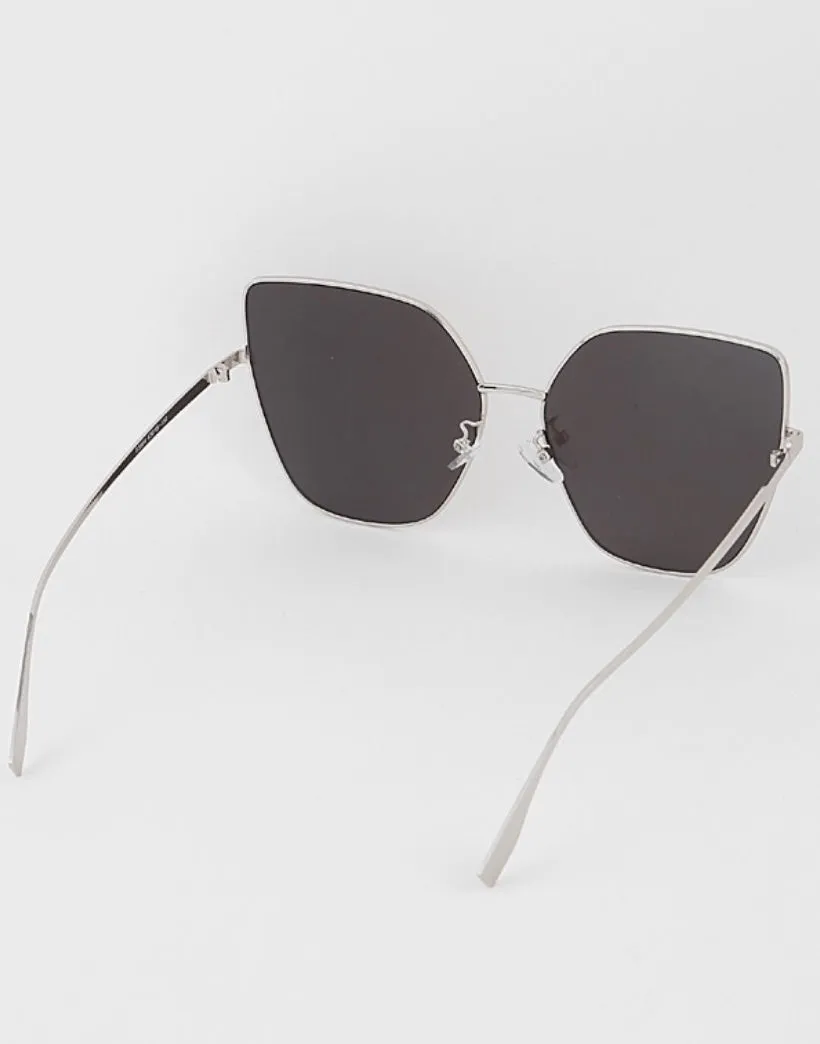 Oversize Cat Eye Sunglasses