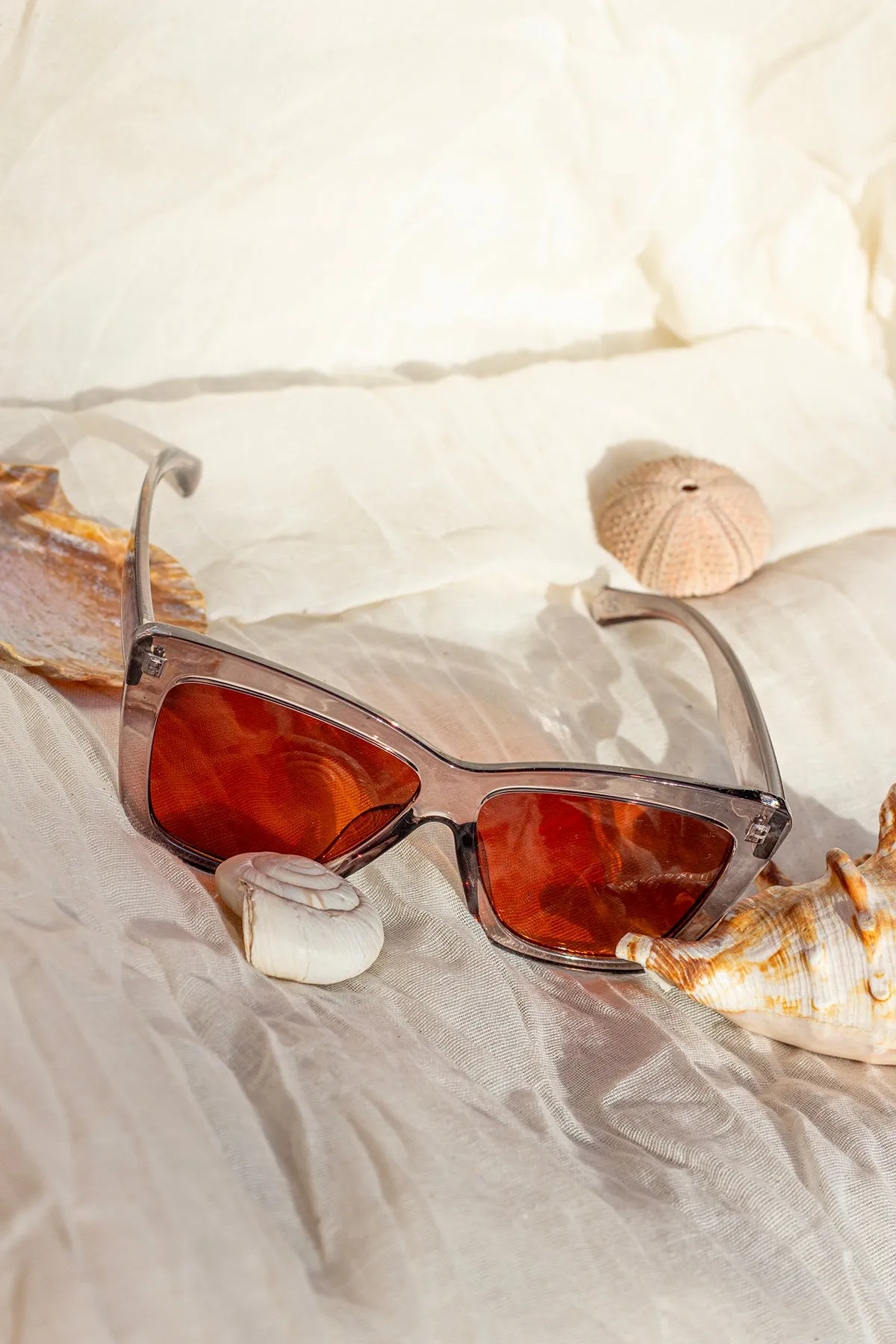 Oversize Triangle Cat Eye Sunglasses
