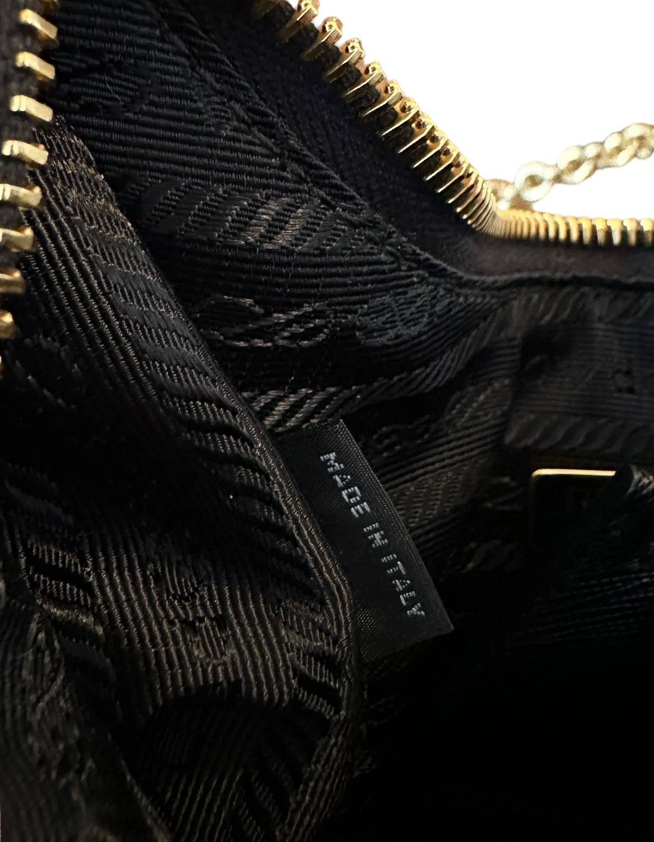 Prada Black Saffiano Lux Leather Re-Edition 2005 Crossbody Bag