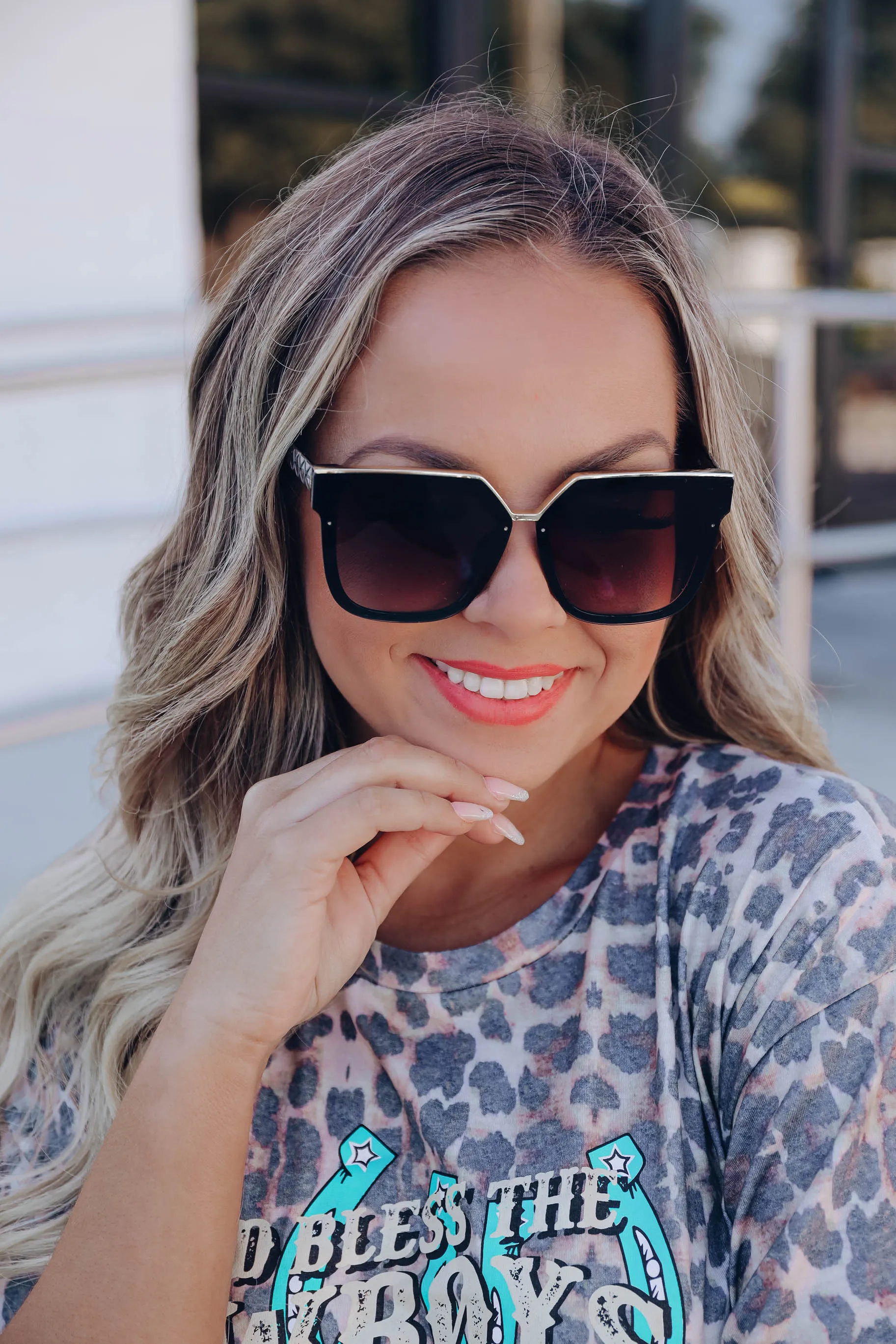 Radiant Square Sunglasses - Gold/Black