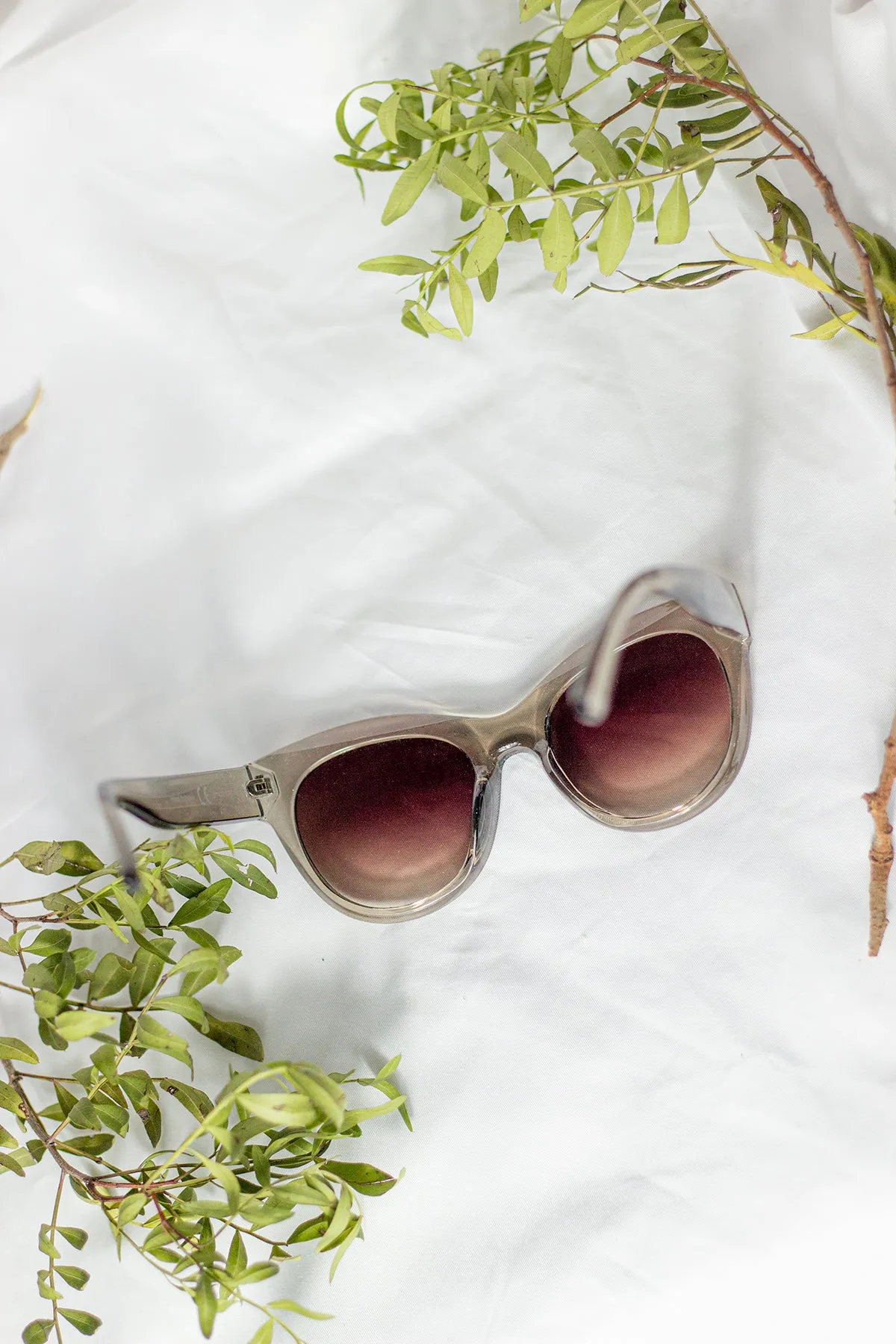 Rounded Top Cat Eye Dish Sunglasses