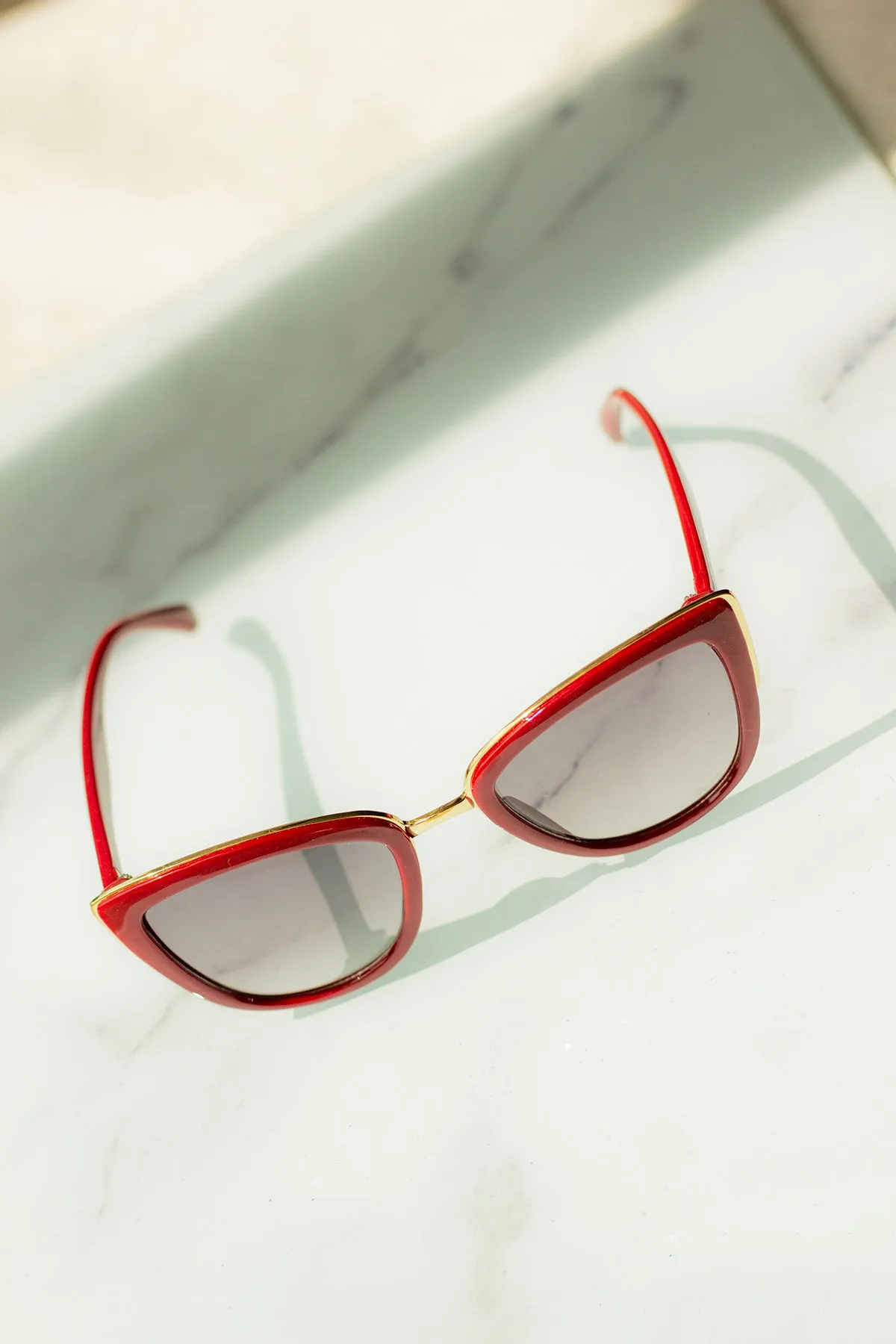 Supersize Cat Eye Sunglasses