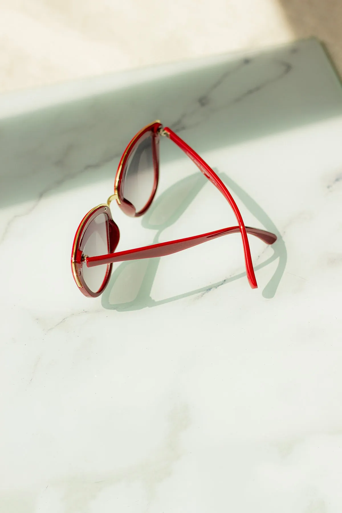 Supersize Cat Eye Sunglasses