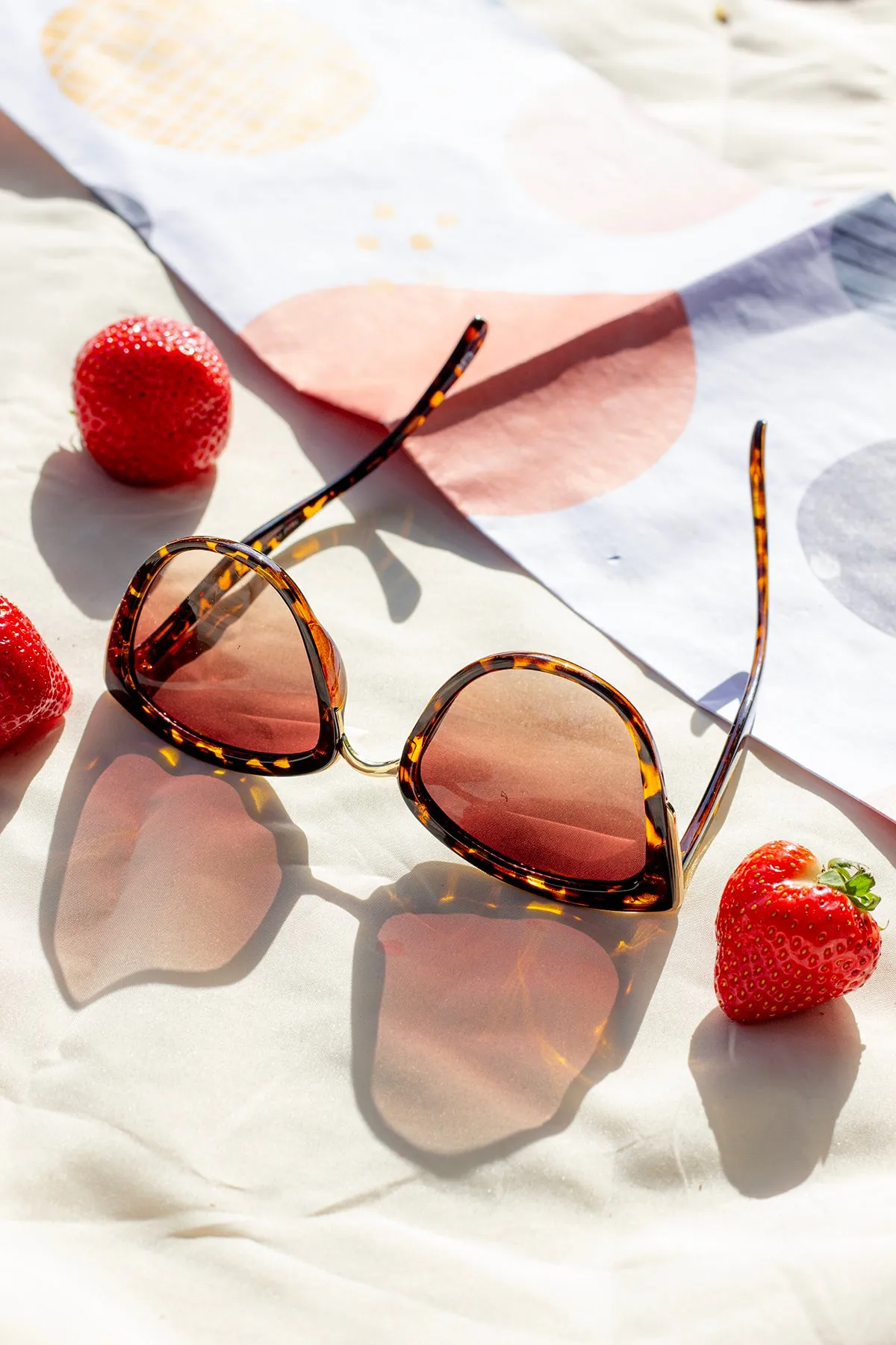 Supersize Cat Eye Sunglasses