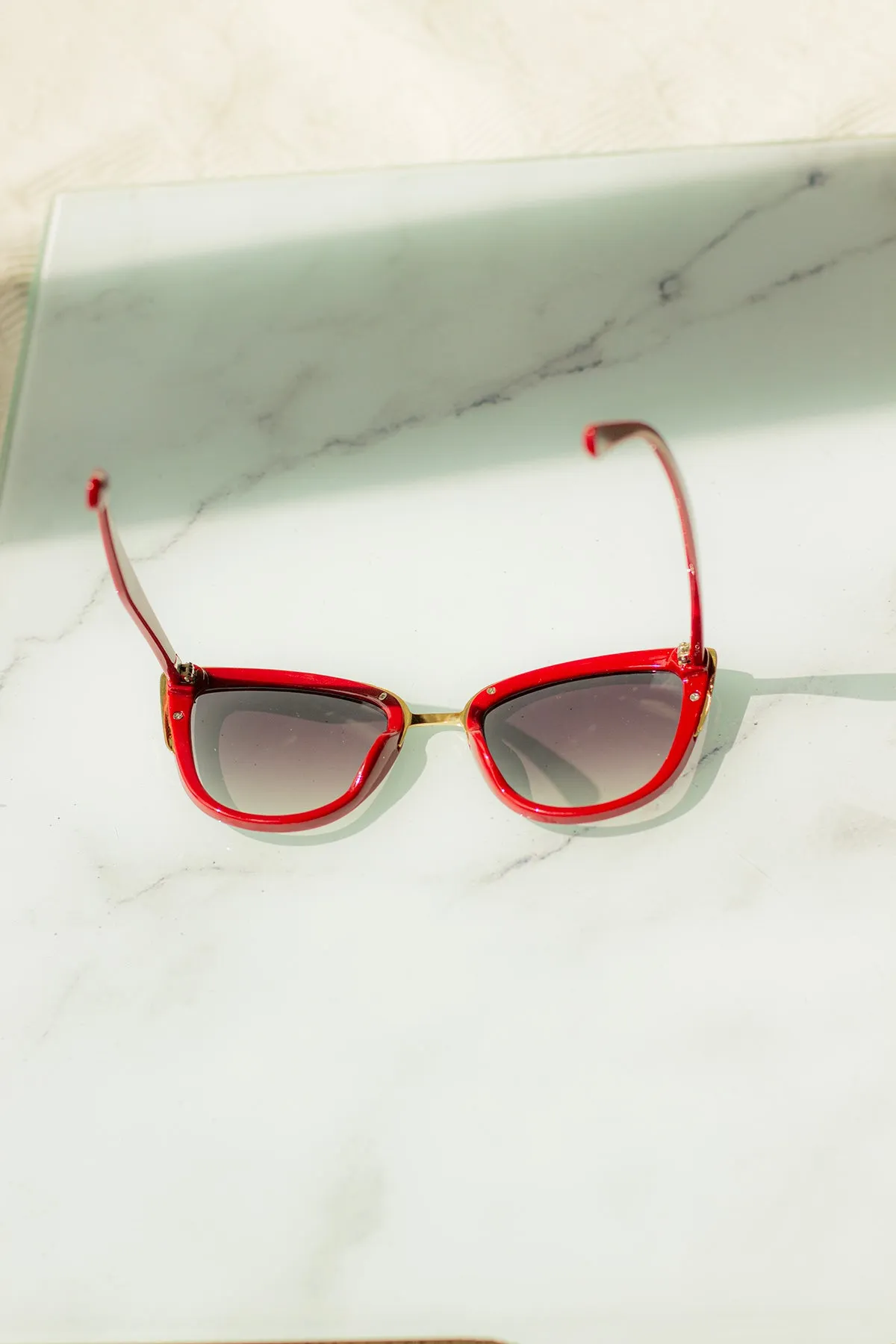 Supersize Cat Eye Sunglasses