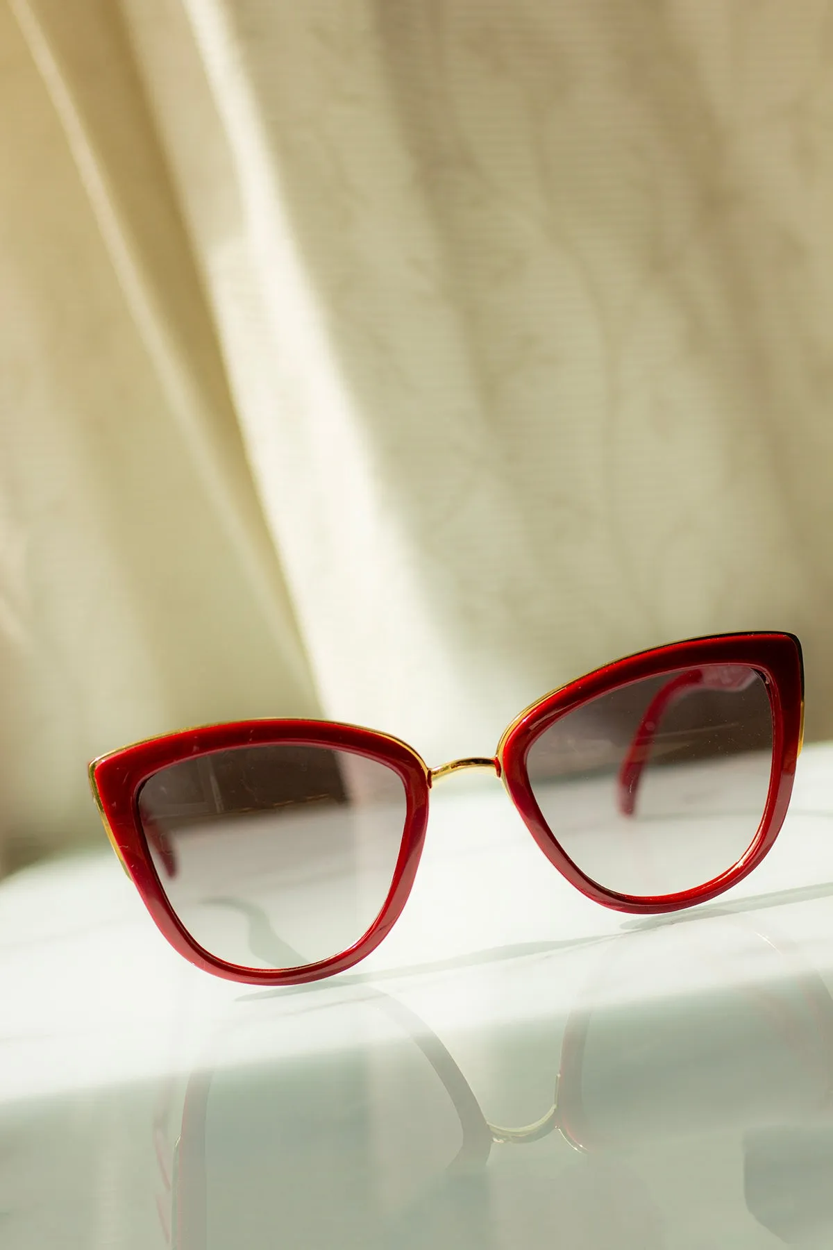 Supersize Cat Eye Sunglasses