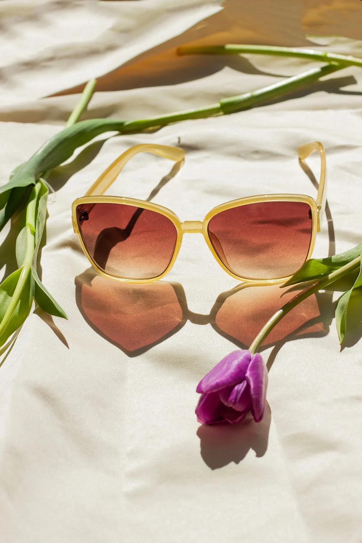 Thin Frame Butterfly Cat Eye Sunglasses