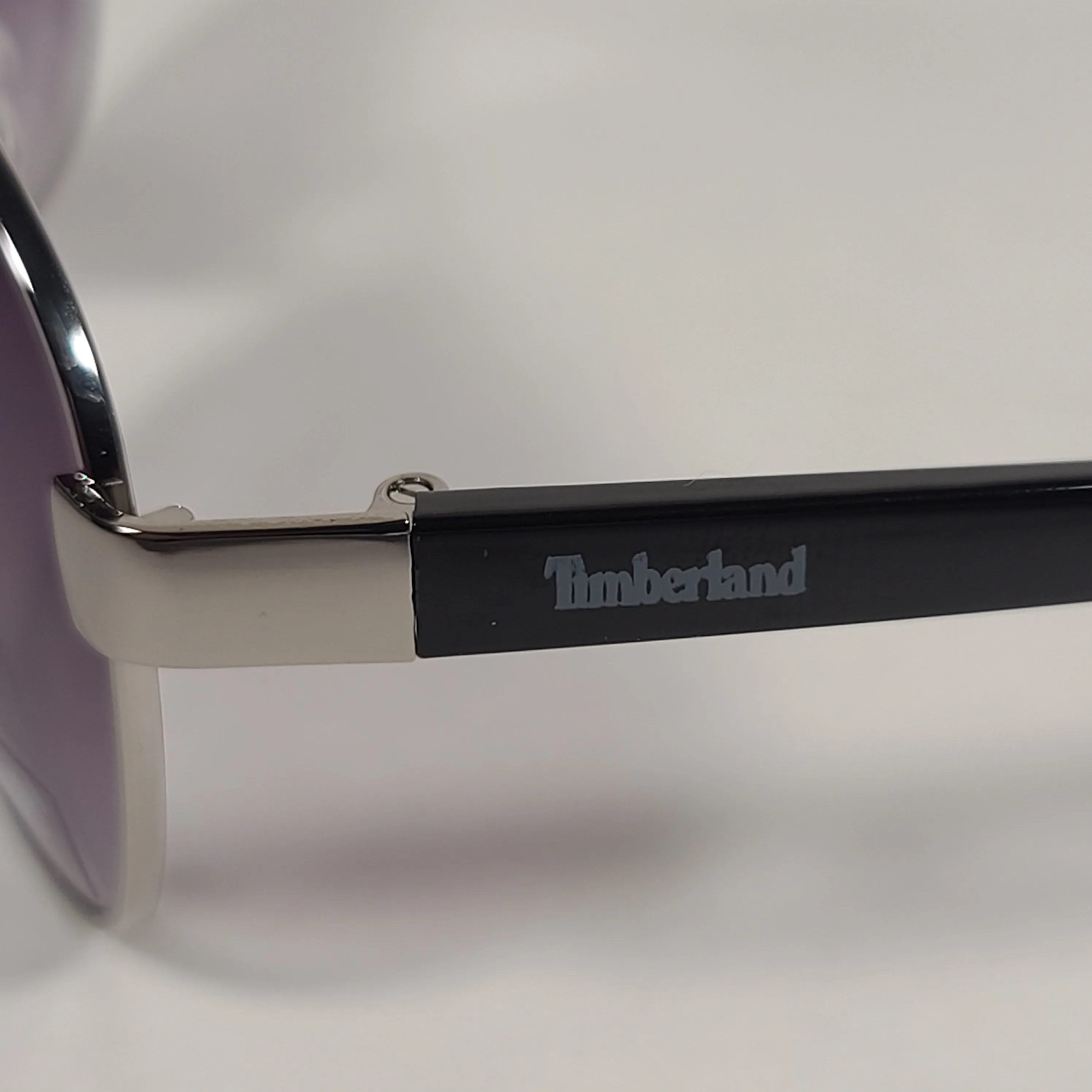 Timberland Aviator Sunglasses Silver Shiny Black Frame Smoke Gradient Lens TB7141 08B