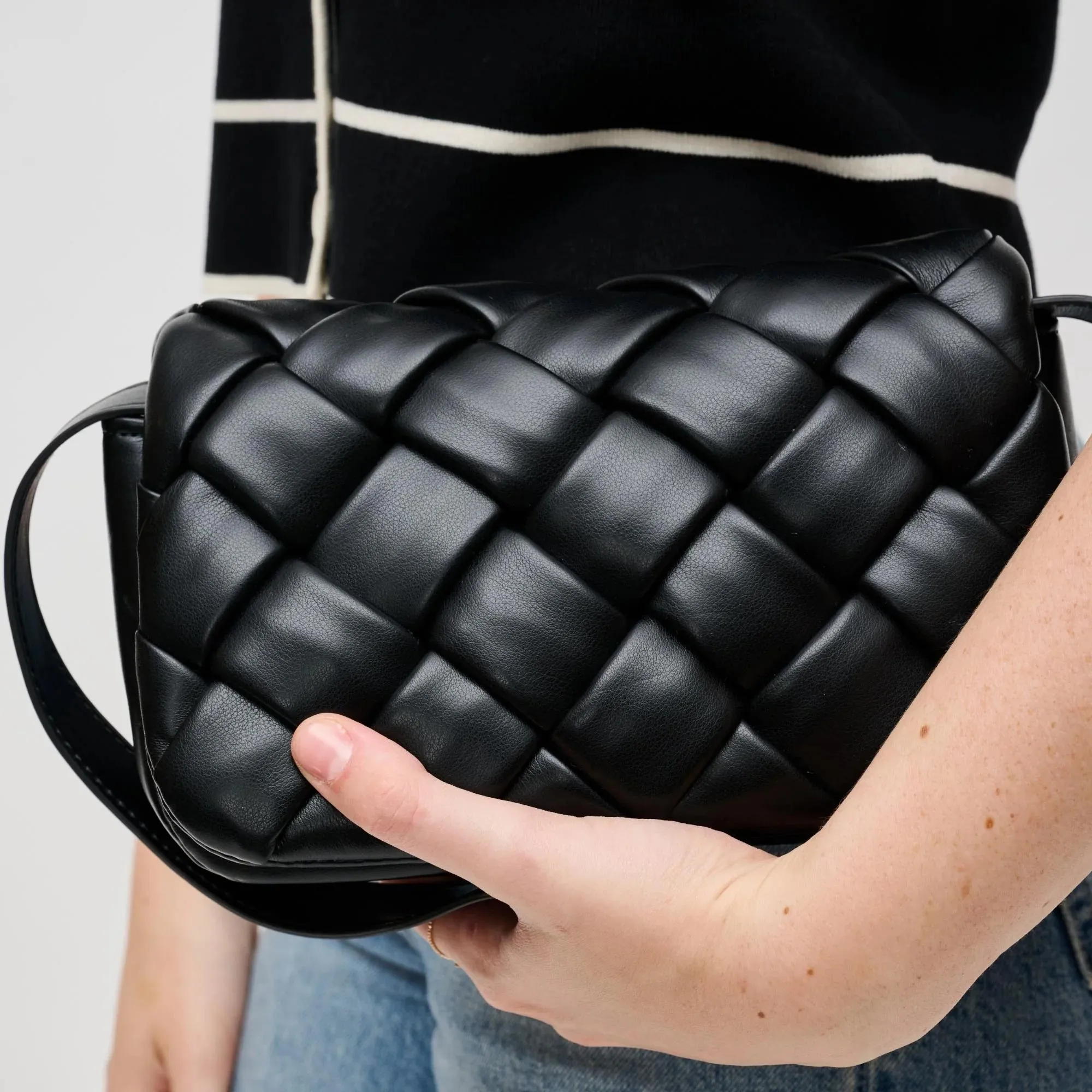 Urban Expressions Daphne Crossbody Bag