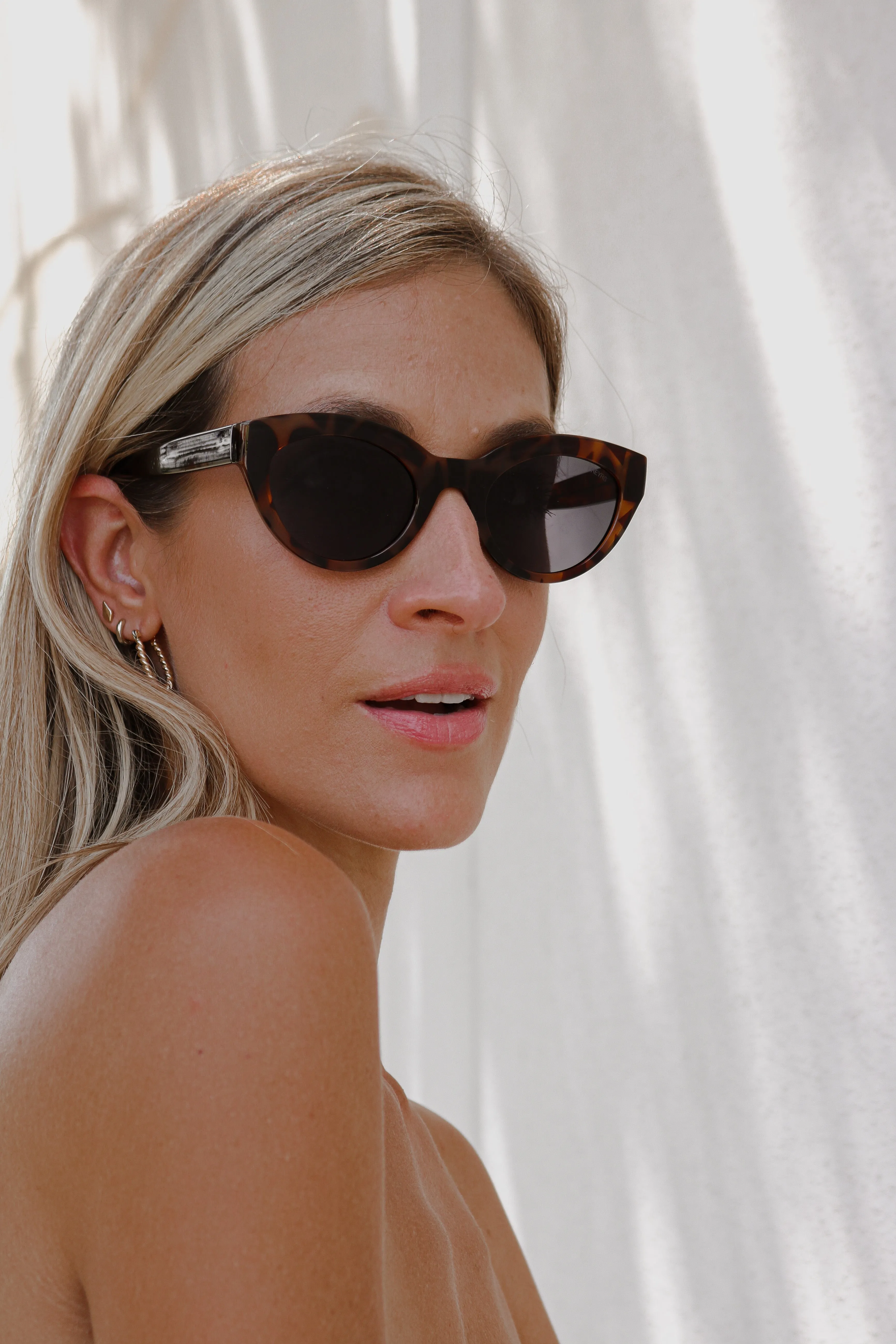 Venice Sunglasses in Tortoise