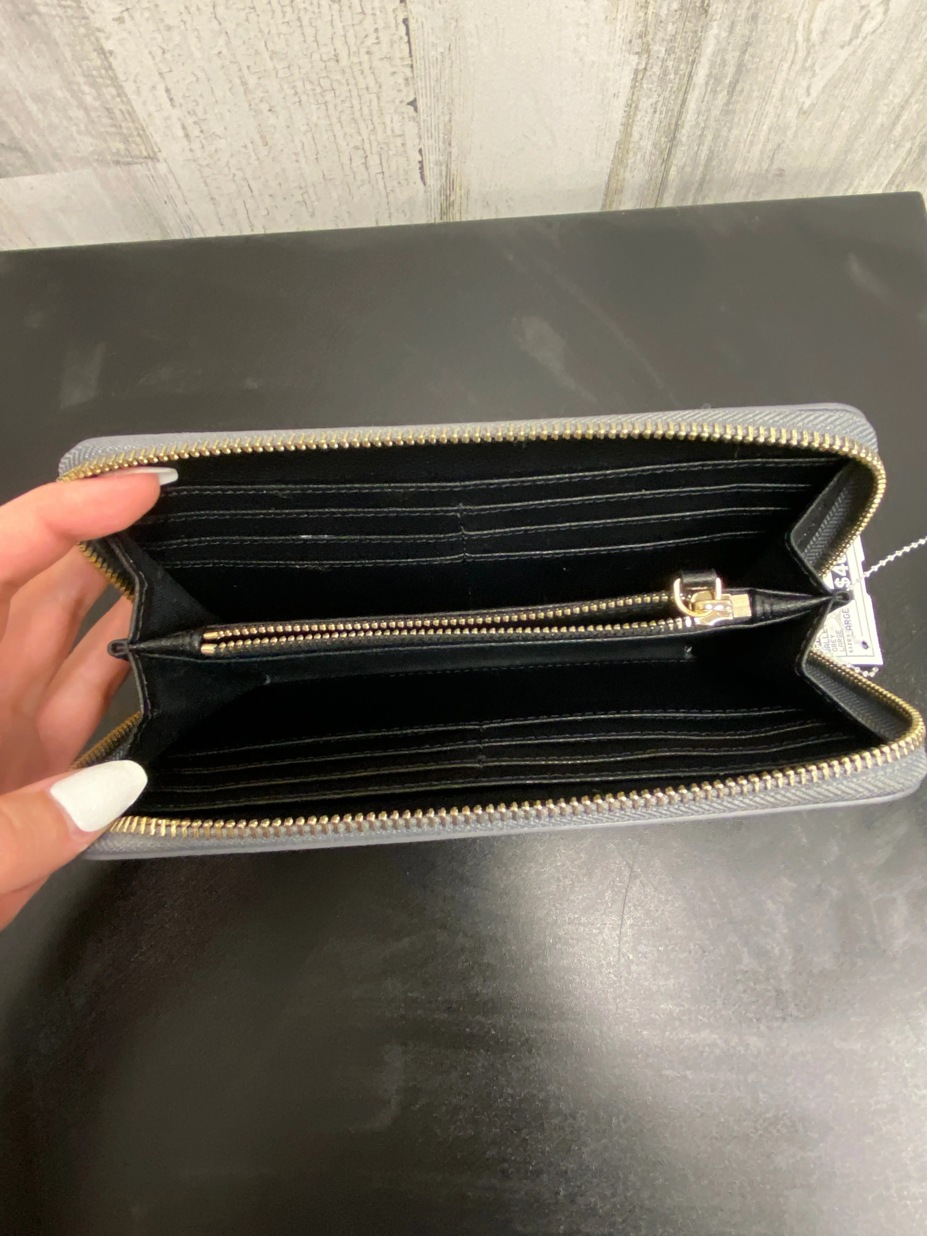 Wallet Designer By Emporio Armani  Size: Large