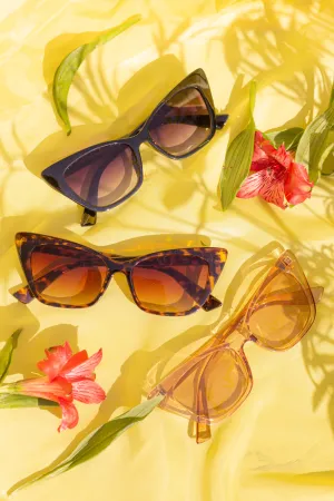 Wide Classic Cat Eye Sunglasses