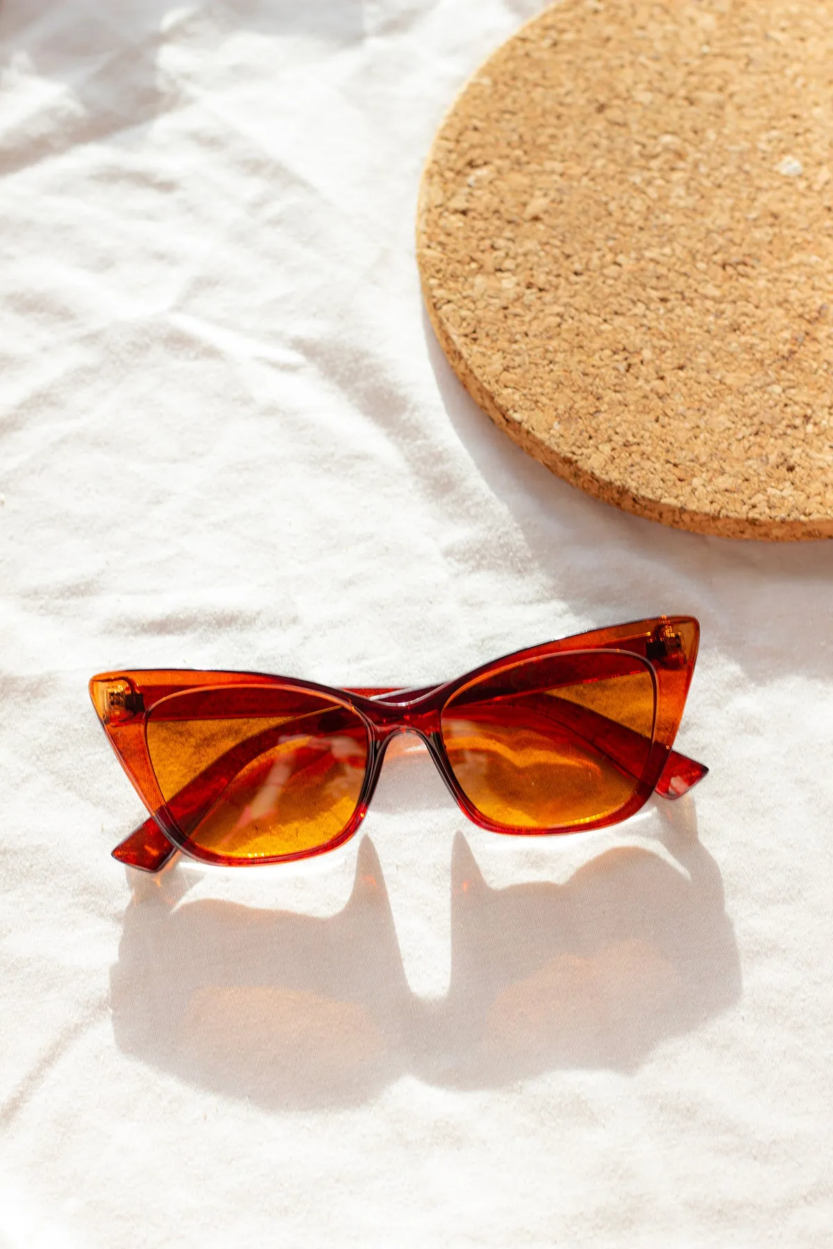 Wide Classic Cat Eye Sunglasses