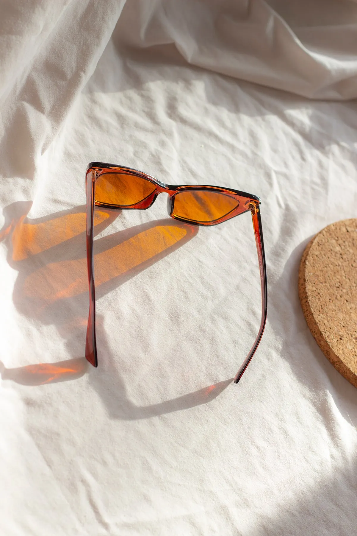 Wide Classic Cat Eye Sunglasses
